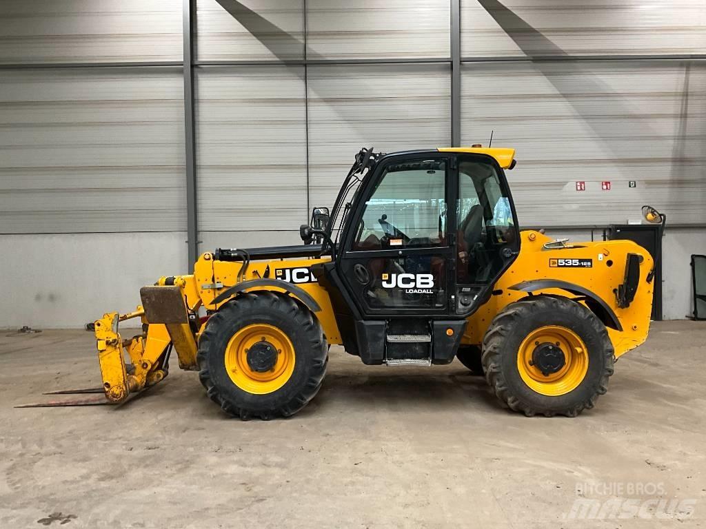 JCB 535-125 伸縮臂操作車