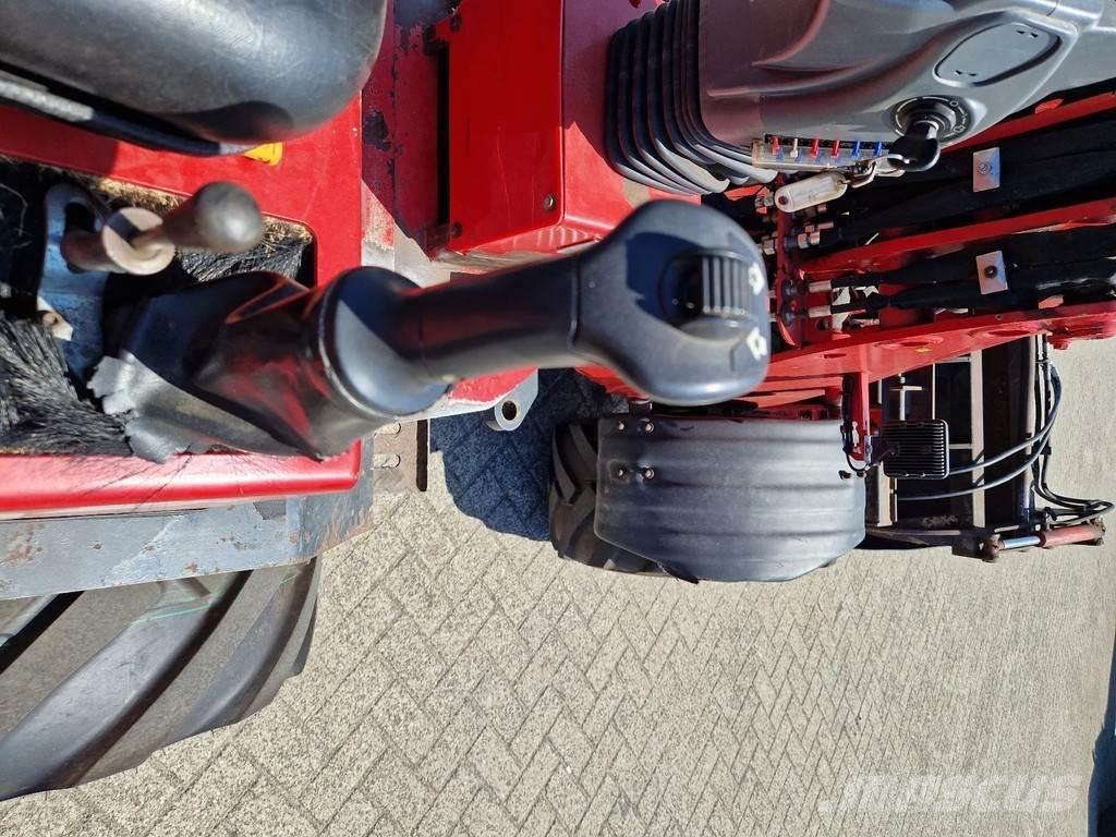 Thaler 2138/K 輪胎式裝載機