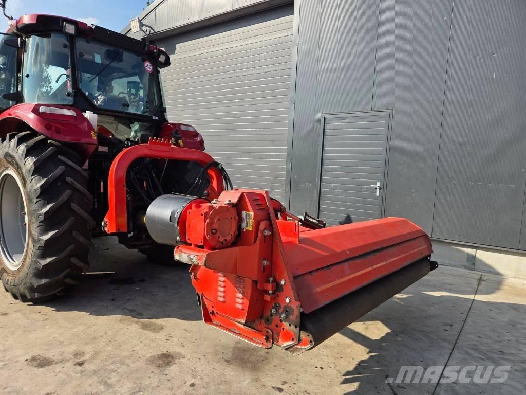 Maschio Giraffa 210 莖葉去葉機