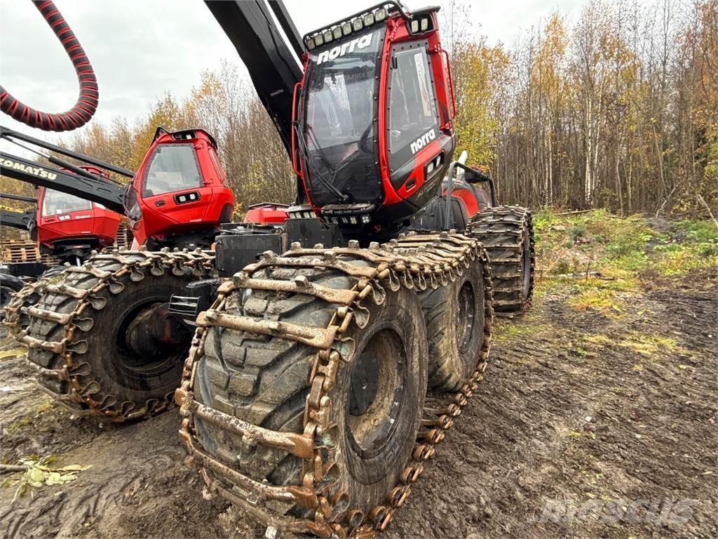 Komatsu 951 收穫機