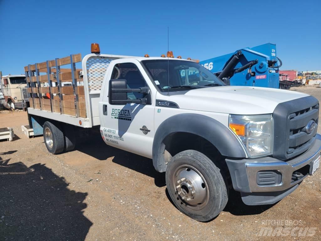 Ford F 450 XL 平板式/側卸式卡車