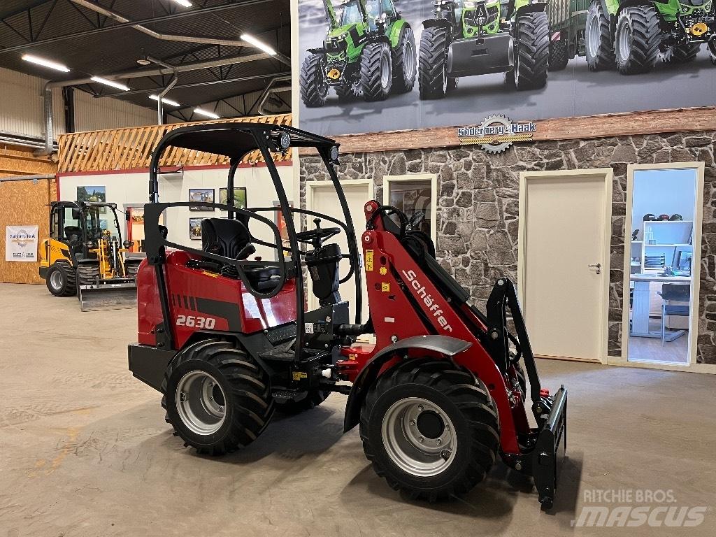 Schäffer 2630 農業用伸縮臂裝載機