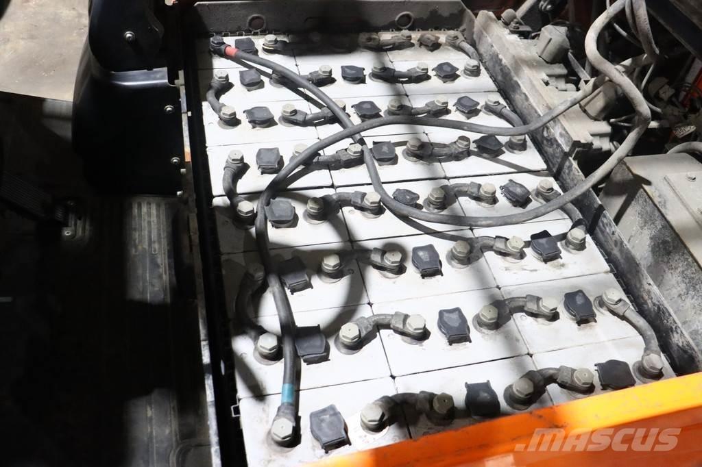 Doosan B20T-7 電動堆高機