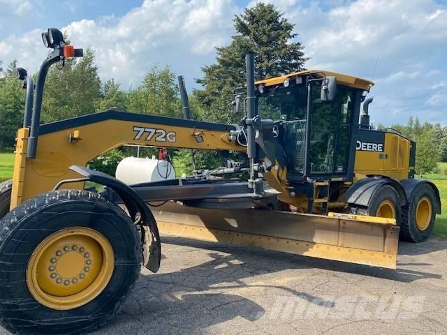 John Deere 772 G 平土機