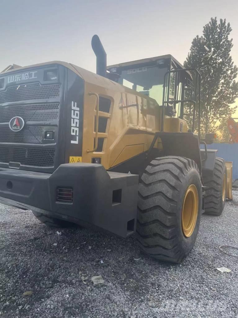 SDLG LG 956 F 輪胎式裝載機