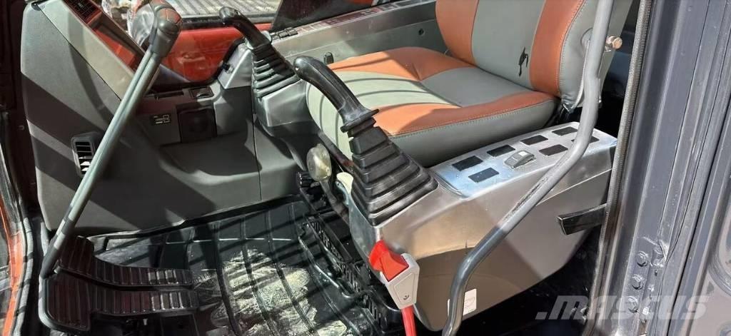 Doosan DX340 履帶式 挖土機/掘鑿機/挖掘機