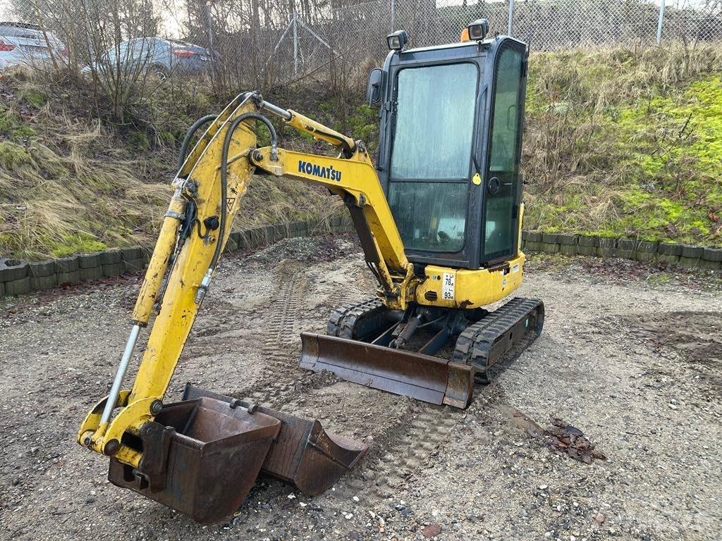 Komatsu PC 16 R-3HS 小型挖土機/掘鑿機<7t(小型挖掘機)