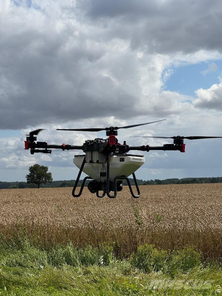  XAG P100PRO DEMO 自走式噴霧機