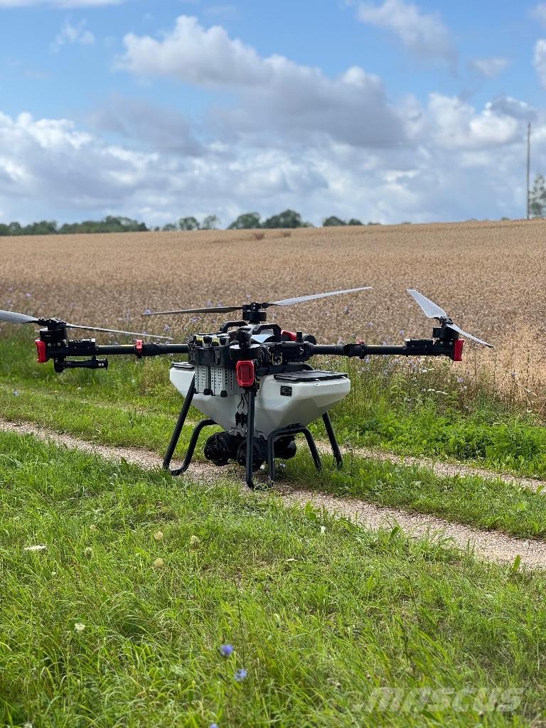  XAG P100PRO DEMO 自走式噴霧機