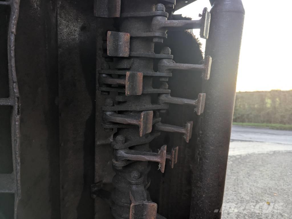 McConnel PA93 籬笆切割機