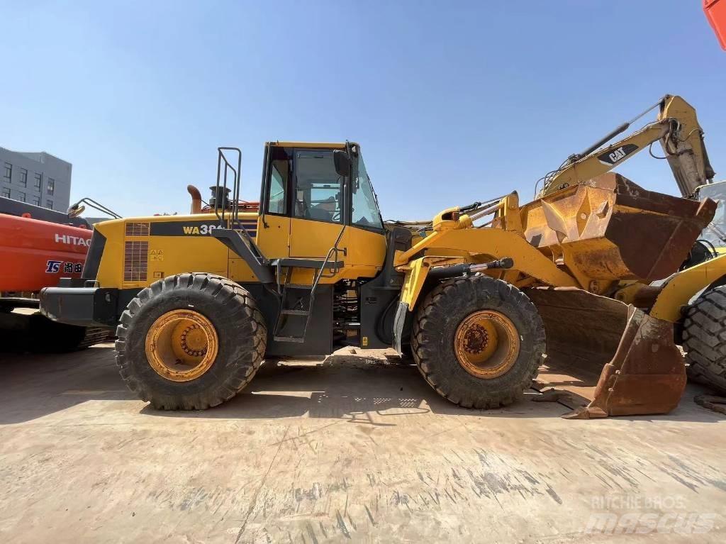 Komatsu WA 380 輪胎式裝載機