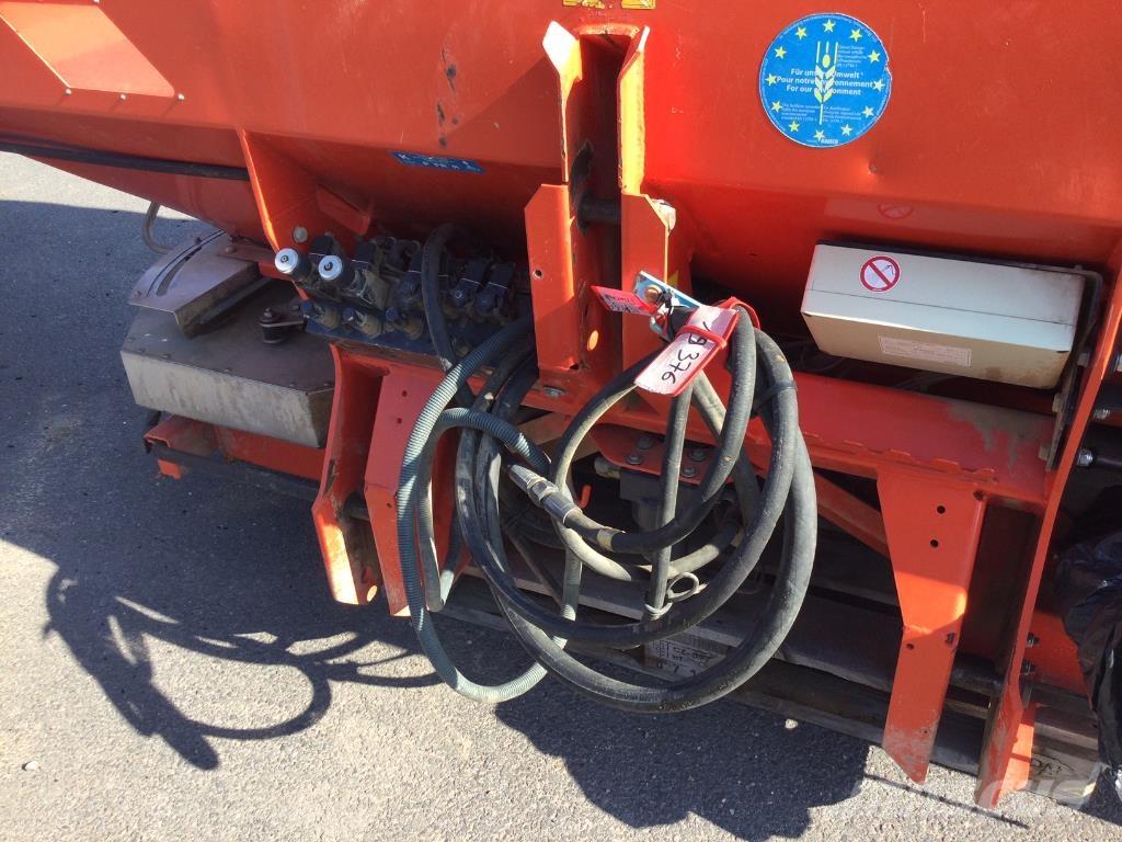 Rauch AXERA H/EMC 肥料撒佈機