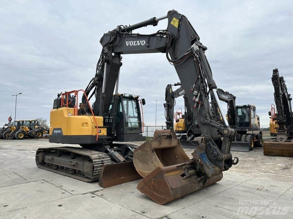 Volvo ECR235EL 履帶式 挖土機/掘鑿機/挖掘機