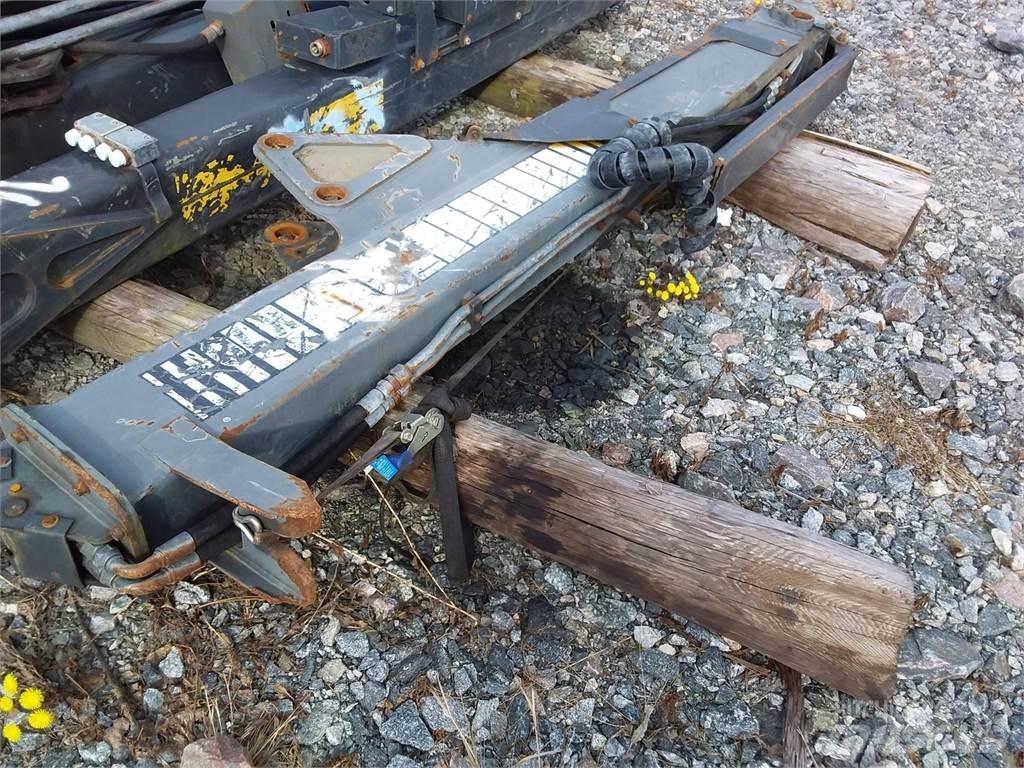 Ponsse K70+ 運送起重機