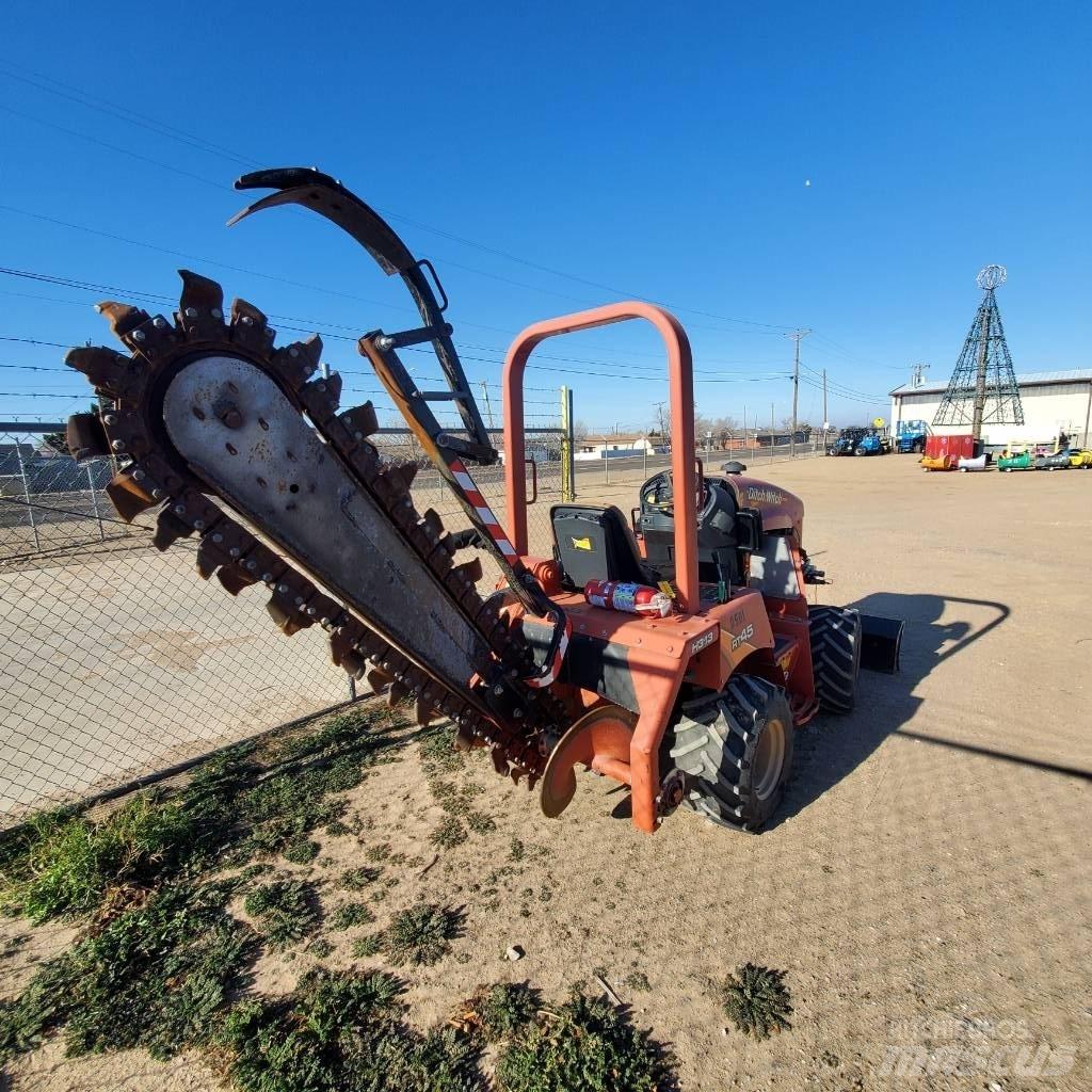Ditch Witch RT 45 掘溝機