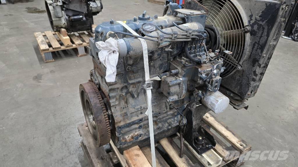 Kubota V 2203 E 引擎/發動機