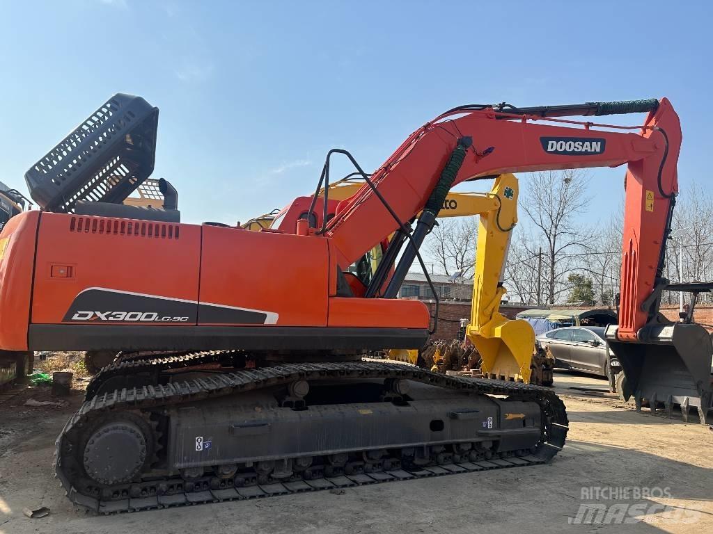 Doosan DX 300 LC 履帶式 挖土機/掘鑿機/挖掘機