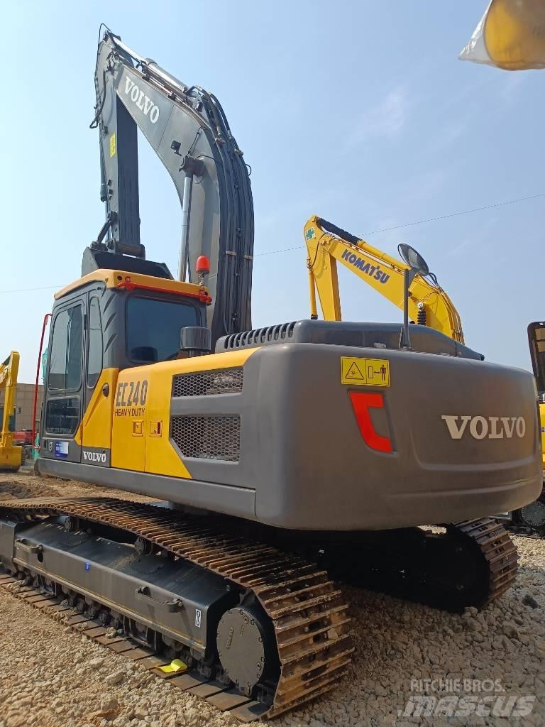 Volvo EC 240 履帶式 挖土機/掘鑿機/挖掘機