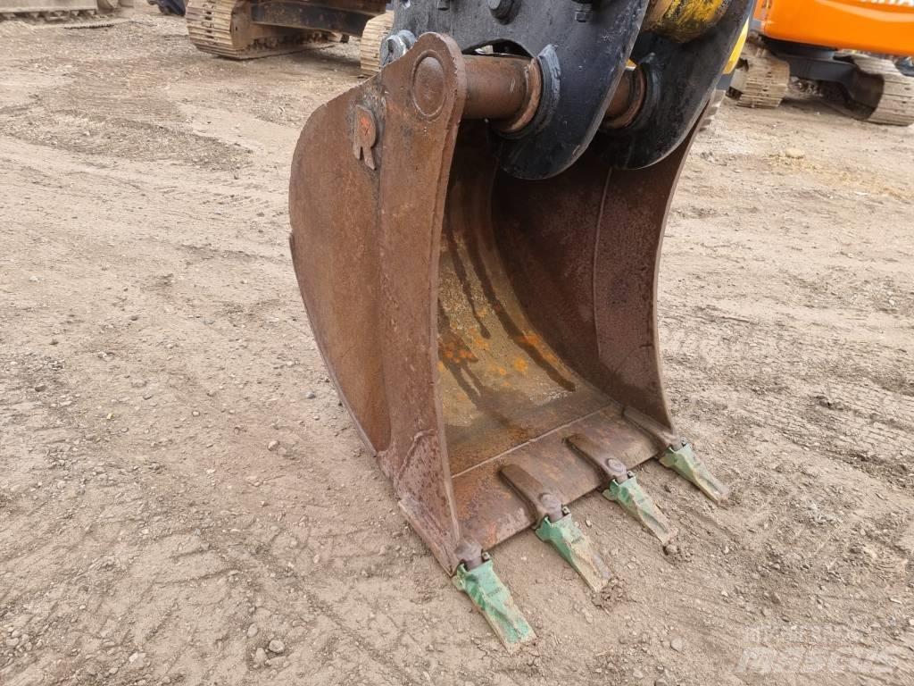 JCB JS 210 LC 履帶式 挖土機/掘鑿機/挖掘機
