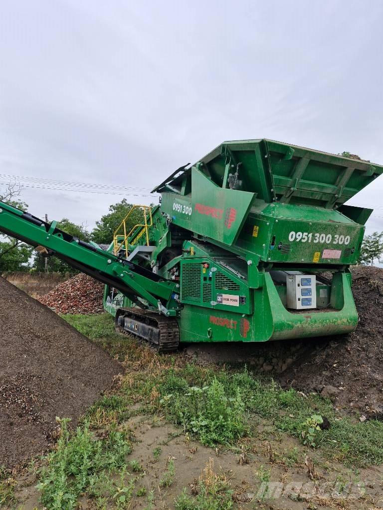 McCloskey R105 篩分機