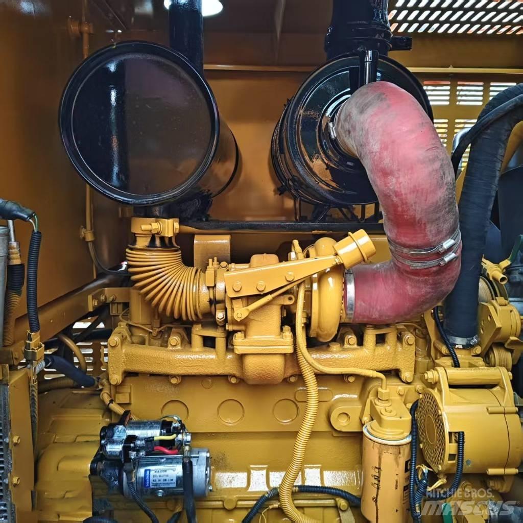 CAT 140 H 平土機