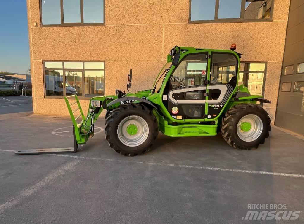 Merlo TF30.7 農業用伸縮臂裝載機