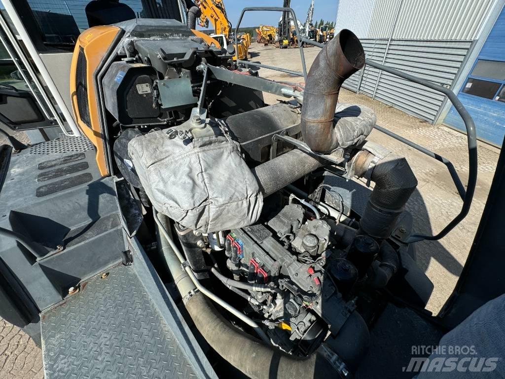Liebherr L 576 輪胎式裝載機