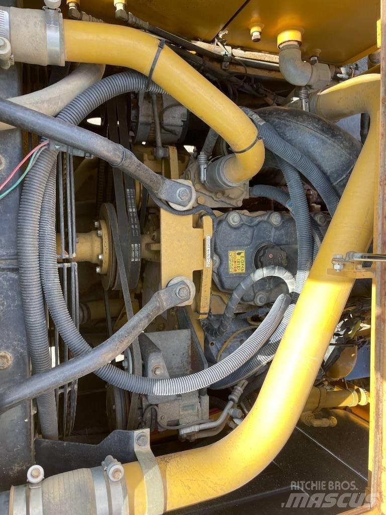 Morooka MST 2300 履帶式傾卸車/翻斗車