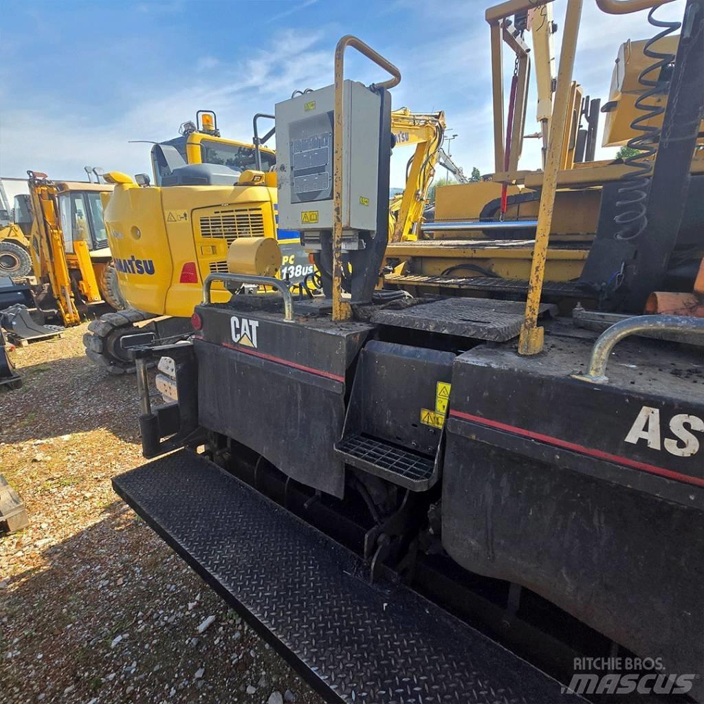 CAT AP 600 瀝青攤舖機/鋪路機