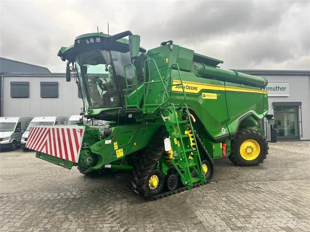 John Deere X9 - 1000 聯合收穫機