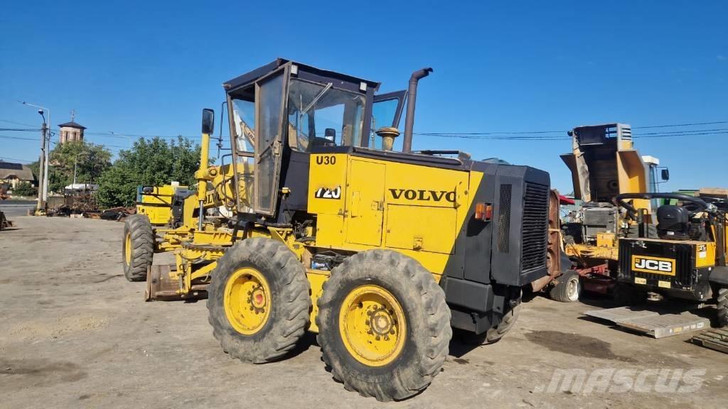 Volvo Champion 720 平土機