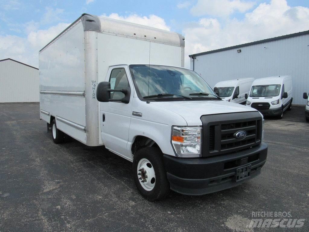 Ford E-350 貨箱式卡車