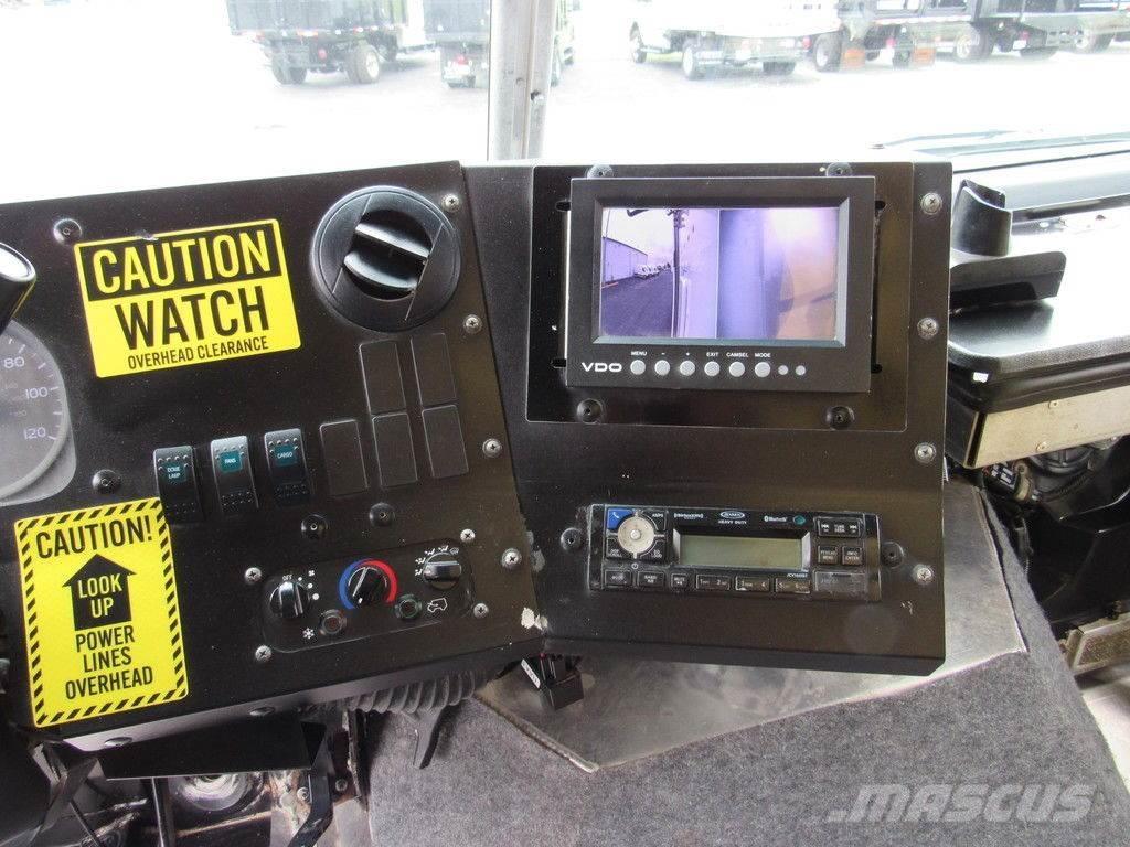 Ford E-350 貨箱式卡車