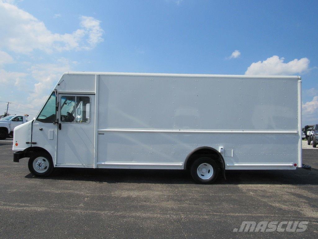 Ford E-450 貨箱式卡車