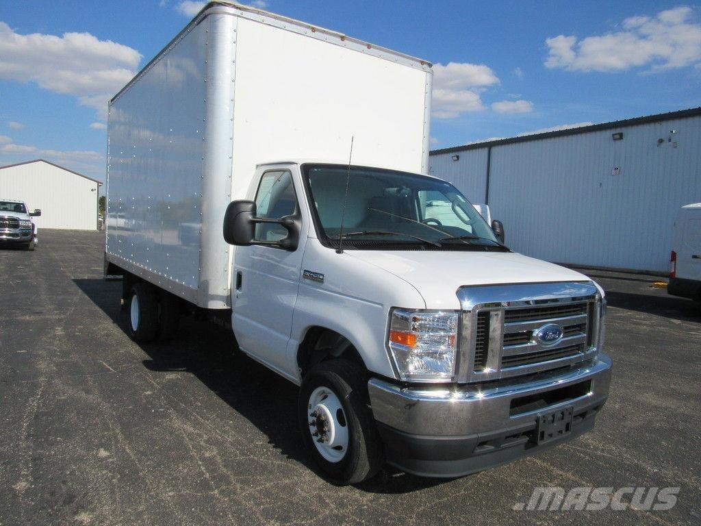 Ford E-450 貨箱式卡車