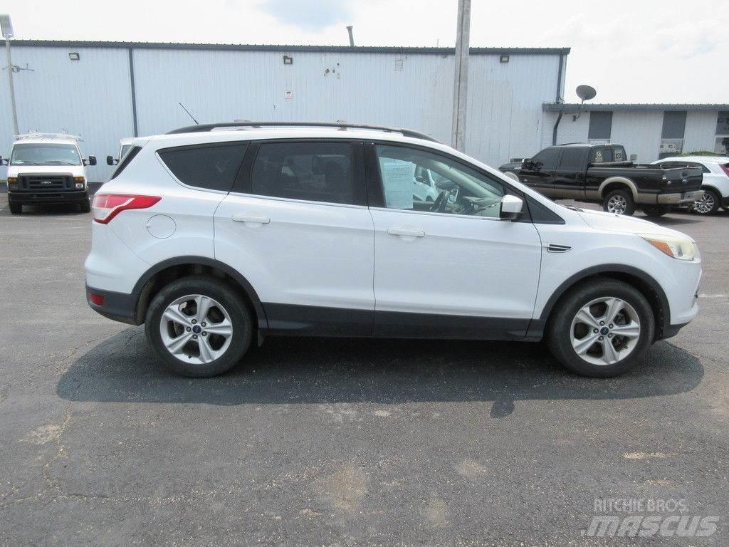 Ford Escape 汽車