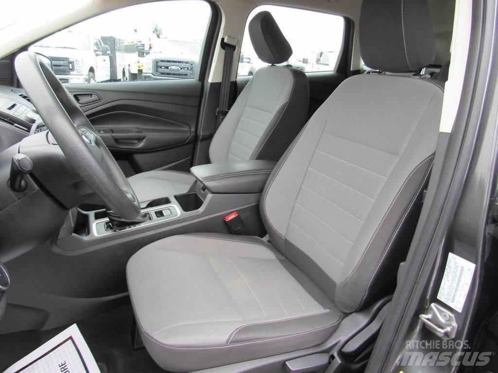 Ford Escape 汽車