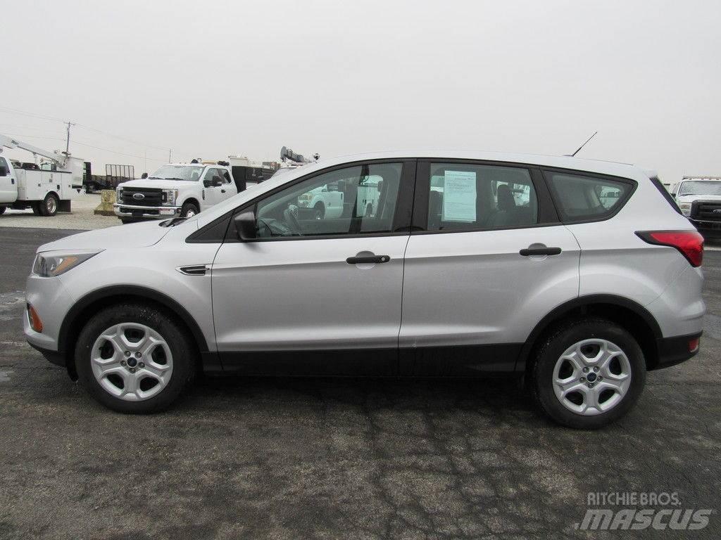 Ford Escape 汽車