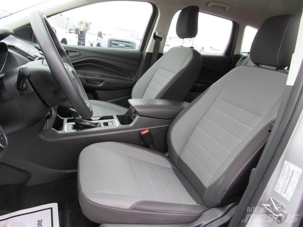 Ford Escape 汽車