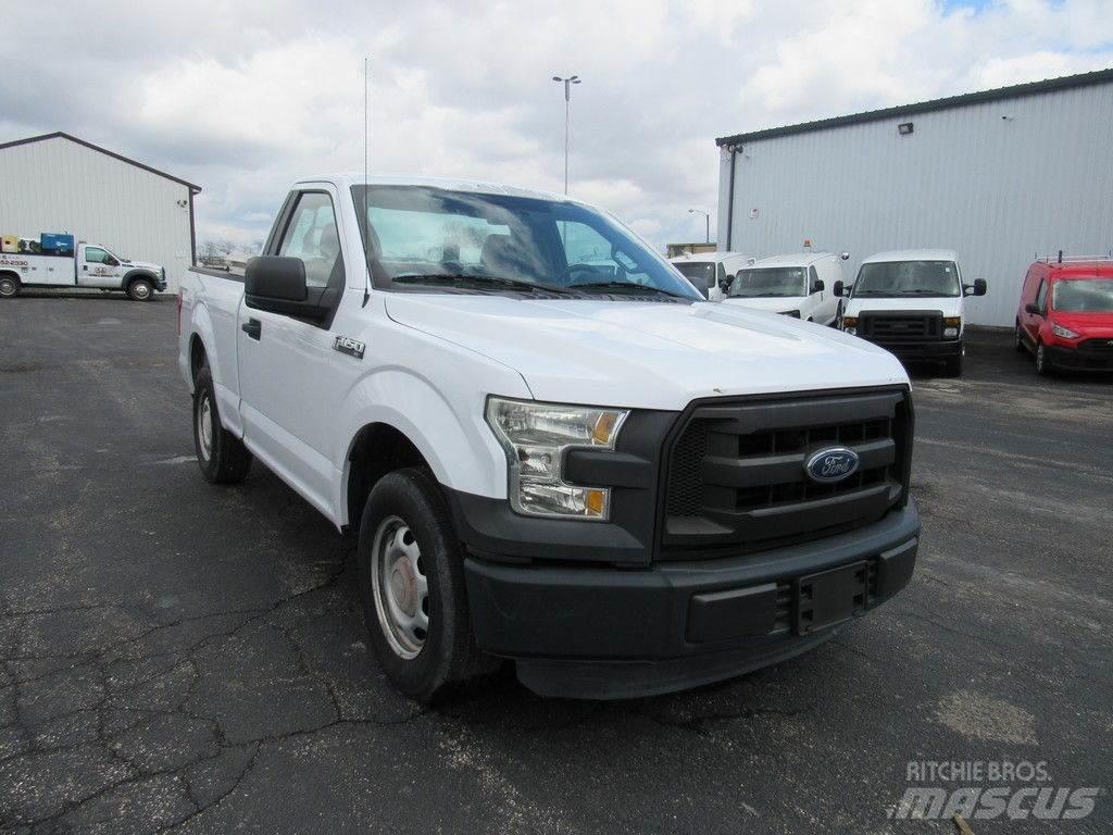 Ford F-150 皮卡.傳統半斗卡車/側卸板