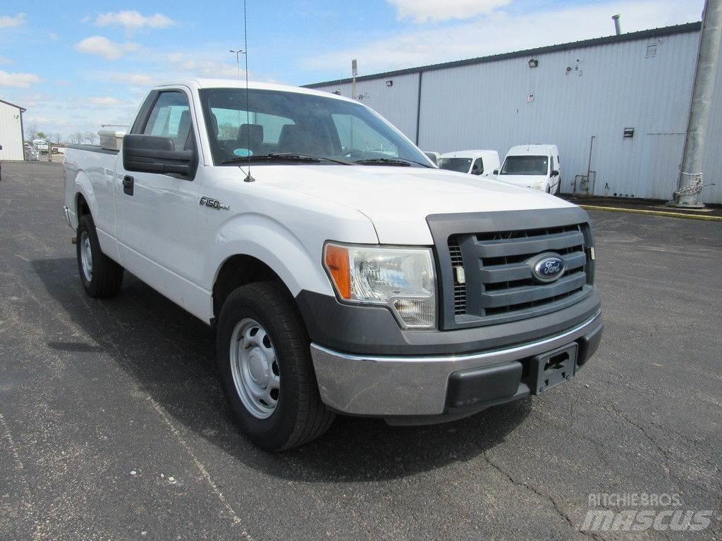 Ford F-150 皮卡.傳統半斗卡車/側卸板