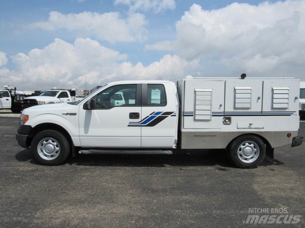 Ford F-150 皮卡.傳統半斗卡車/側卸板