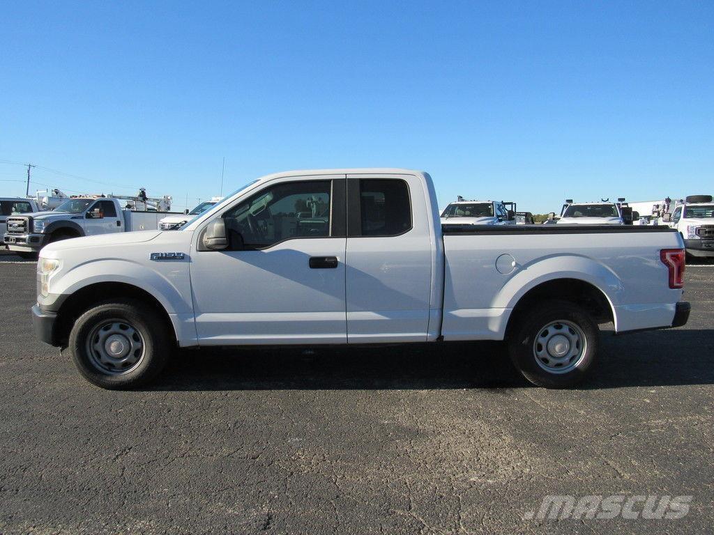 Ford F-150 皮卡.傳統半斗卡車/側卸板