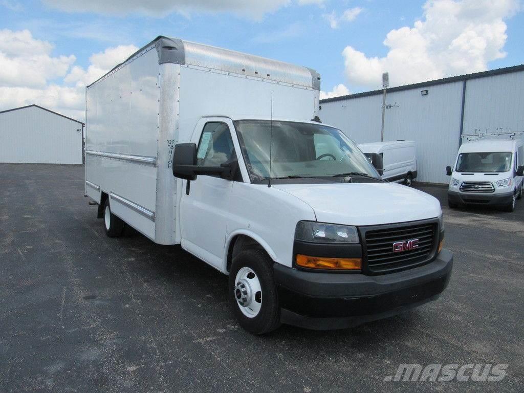 GMC Savana 3500 貨箱式卡車