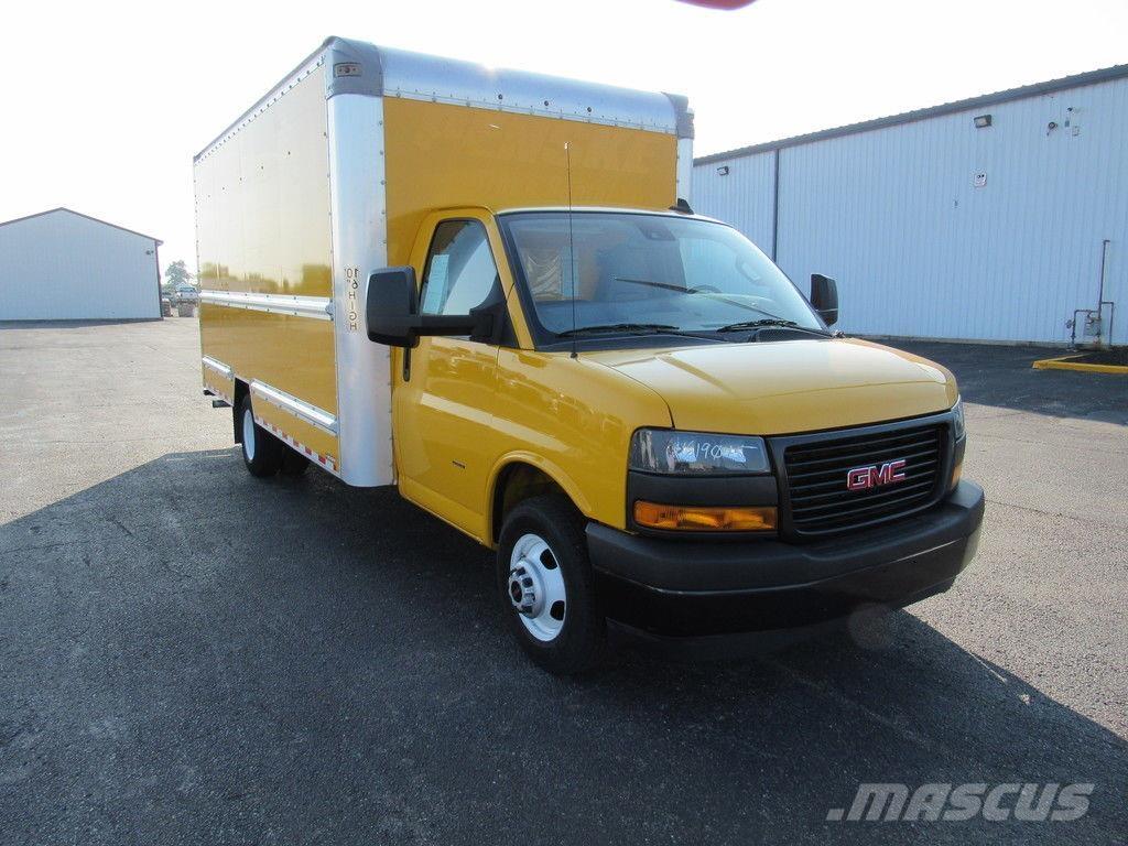GMC Savana 3500 貨箱式卡車