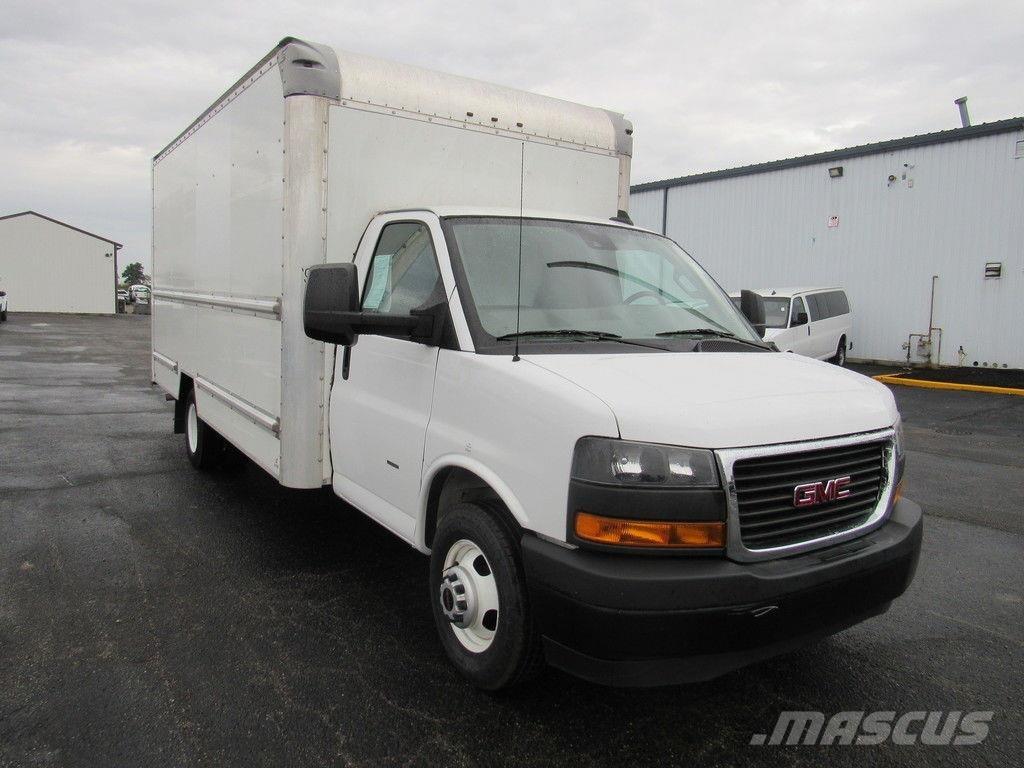 GMC Savana 3500 貨箱式卡車