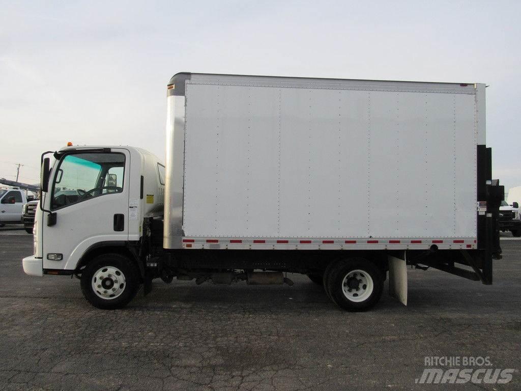 Isuzu NPR 貨箱式卡車