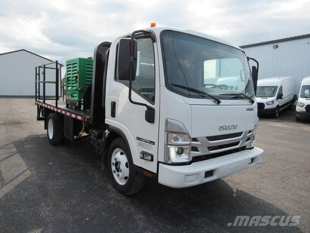 Isuzu NPR HD 平板式/側卸式卡車