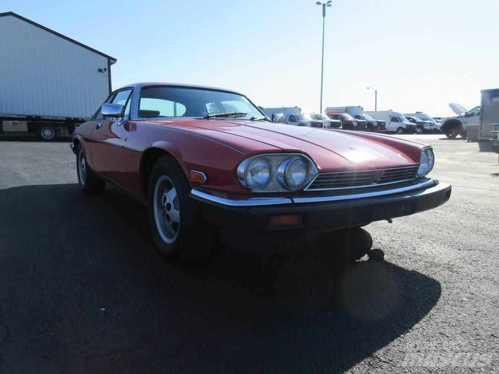 Jaguar XJ 汽車
