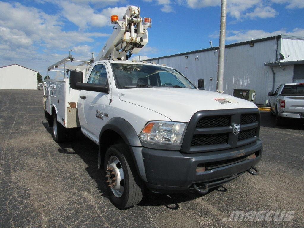 RAM 4500 卡車裝載高空作業車